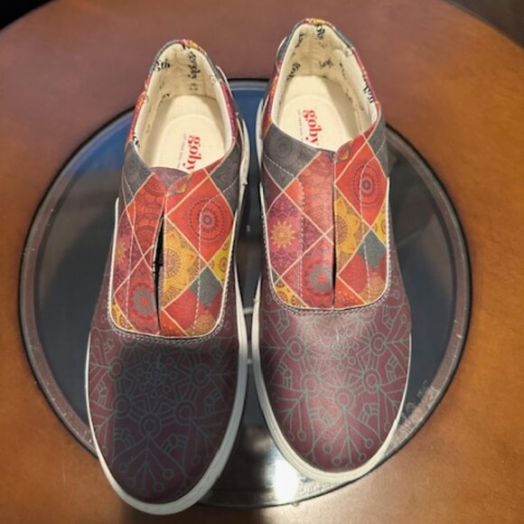 NWOT GOBY MULTI-COLOR PRINT HI-QUALITY FAUX LEATHER PLATFORM SNEAKERS - EU39 - Picture 1 of 4